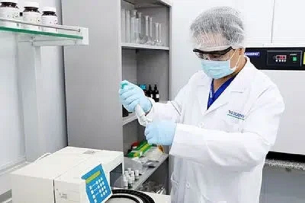 Toàn bộ phát minh này là 100% do người Việt Nam phát minh ra và làm chủ công nghệ từ sản xuất nguyên liệu đến ra thành phẩm, đồng sản xuất ngay tại Việt Nam.