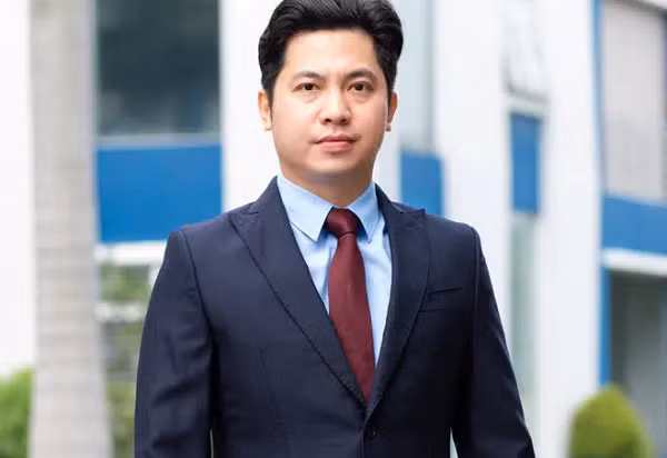 Điều này biến nó thành sản phẩm vô cùng cần thiết cho bác sĩ, nhân viên y tế, quân đội, cảnh sát, nhân viên hàng không, giáo viên, lực lượng làm nhiệm vụ bảo vệ và xử lý đại dịch, lực lượng có nguy cơ lây nhiễm cao nhất hoặc các bệnh nhân đã nhiễm bệnh để không lây lan thêm qua người khác.