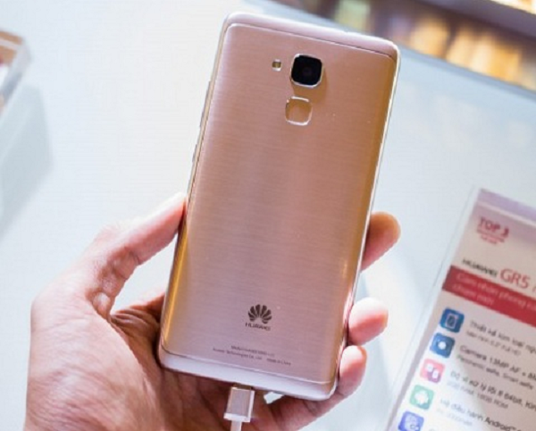 Cụ thể, hãng điện thoại Huawei đã chọn Mỹ Tâm để quảng bá cho điện thoại GR5.