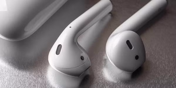 Gauthier cho biết: “Tôi không thể ngờ sử dụng AirPods trong lúc ngủ lại có thể gây ra nguy hiểm chết người như vậy. Quả thật lần này tôi đã rất may mắn”. Anh cũng không quên nhắc nhở mọi người về rủi ro tương tự khi nghe nhạc bằng tai nghe không dây lúc đi ngủ.