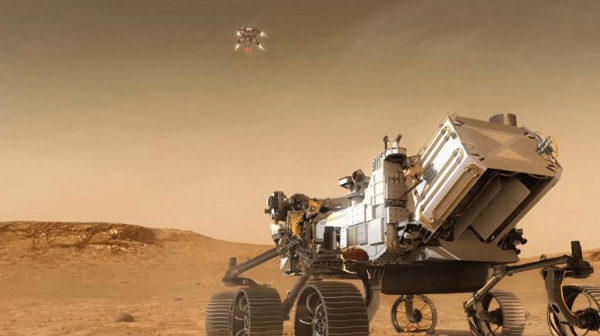 Allen Chen, kỹ sư trưởng phụ trách khâu hạ cánh của xe tự hành Perseverance tại NASA, tiết lộ có nhiều mã và thông điệp bí mật được ẩn giấu trên Perseverance. Phần lớn trong số đó "sẽ không bao giờ được biết đến - ngay cả với tôi," Chen nói.