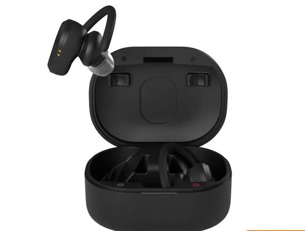 Máy đo nhịp tim tích hợp của A7036 được cho là tương thích với hầu hết các ứng dụng thể dục phổ biến. A7306 hỗ trợ Google Assistant và Apple Siri.