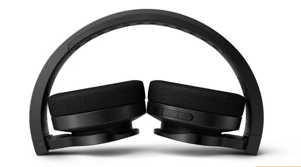 Philips A4216 cung cấp driver 40mm và chống ồn thụ động với chất lượng âm thanh tốt nhất. Bên cạnh đó, nó còn được trang bị một lớp gel làm mát đặc biệt trong miếng đệm mút hoạt tính để bảo vệ sự xuống cấp khi ra mồ hôi.