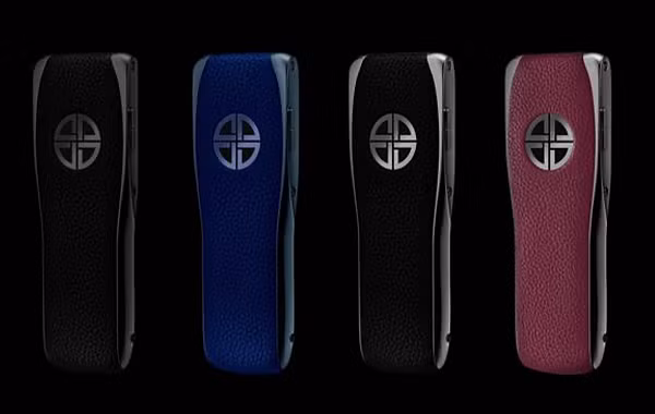 Chính vì những đặc tính này nên Titan được sử dụng trong chế tác tàu vũ trụ. Được biết đến với độ cứng đáng kinh ngạc cùng khả năng chịu nhiệt vượt trội, XOR sử dụng gốm Ceramic cho phần thân tạo sự sáng bóng, sang trọng.