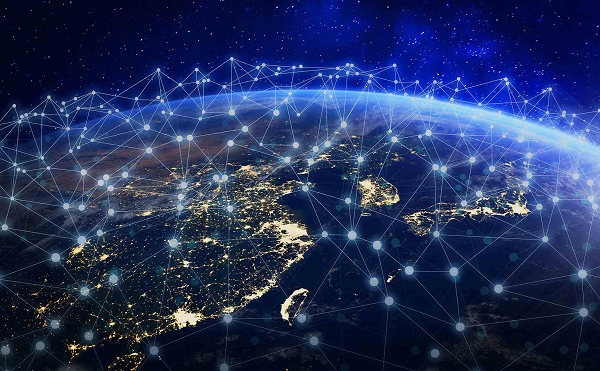 Dàn vệ tinh của Elon Musk chắn tầm nhìn sao cũng như nhiều thiên thể khác, khiến người người lo lắng về một tương lai nơi các dịch vụ internet vệ tinh cạnh tranh từng “mét vuông” bầu trời.