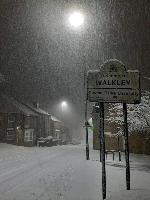  Walkley là một vùng ngoại ô của Sheffield (Anh), phía tây của Burngreave , phía nam của Hillsborough và phía đông bắc của Crookes .