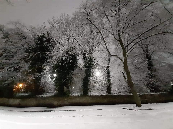 Được biết hiện tại nhiệt độ ở Walkley đã xuống tới -2 độ C.