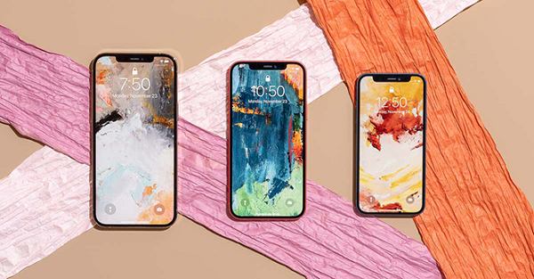 Apple mới đây cũng nhận được sáng chế về công nghệ màn hình tần số quét siêu cao. Theo mô tả về sáng chế trên website của Văn phòng Thương hiệu và Sáng chế Mỹ (USPTO), iPhone thế hệ mới có màn hình với tần số quét gấp hai, ba hoặc thậm chí bốn lần tốc độ làm mới ban đầu.