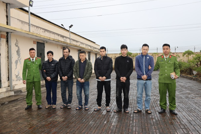 Hưng Yên: Giám đốc “tổ chức tiệc tất niên ma túy” cho công nhân - Hình 2 Hung Yen: Giam doc “to chuc tiec tat nien ma tuy” cho cong nhan-Hinh-2