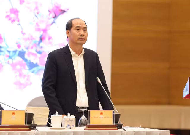 Lương, thưởng Tết Nguyên đán 2025 thế nào? Luong, thuong Tet Nguyen dan 2025 the nao?