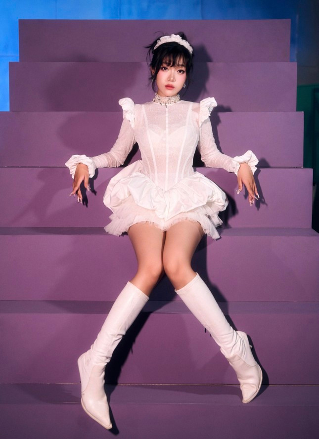 'Hien tuong mang' gen Z re huong sang ca hat, khan gia tranh cai-Hinh-2