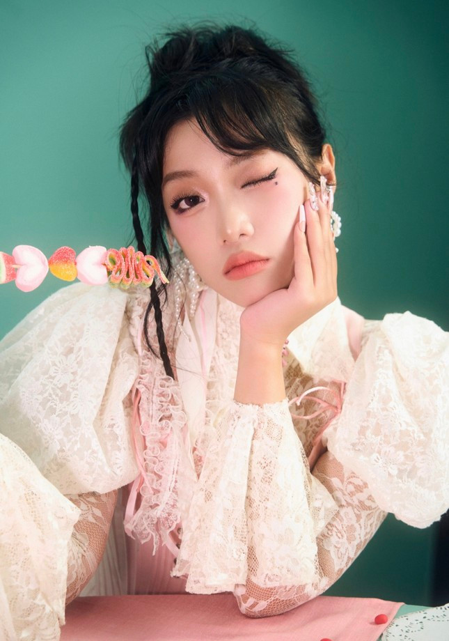 'Hien tuong mang' gen Z re huong sang ca hat, khan gia tranh cai