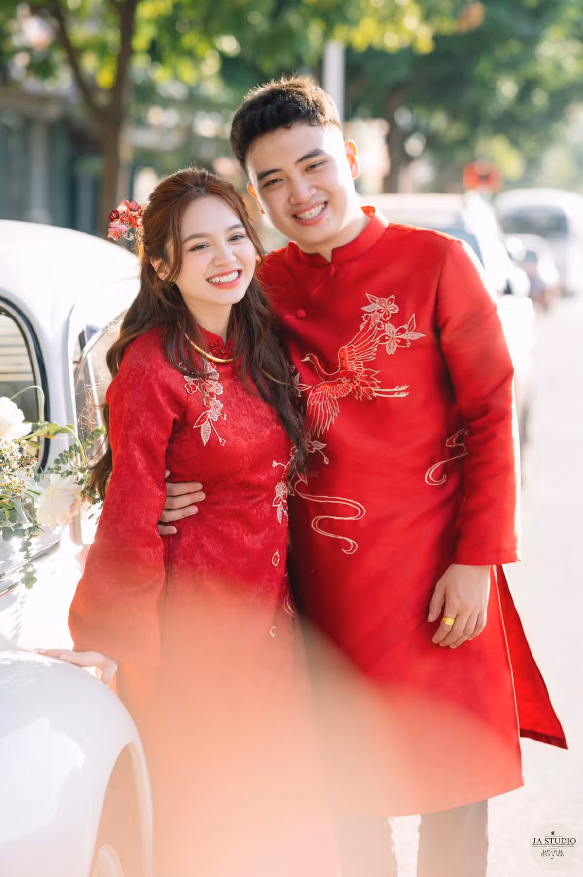 Đặng Thu Hà sinh năm 2000, thường được biết đến với biệt danh Hà Mã Tấu. Cô nàng hiện là một VJ sở hữu kênh Tiktok với 2,6 triệu followers, kênh Youtube với gần 600.000 người đăng kí.