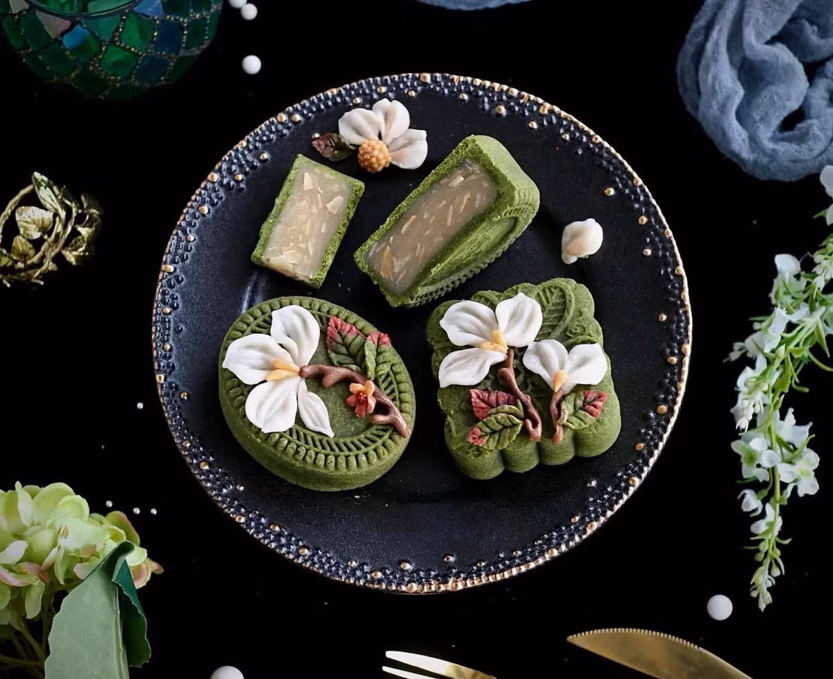 Chị Hằng Lê hiện đang làm chủ cửa hàng kinh doanh bánh trung thu nghệ thuật tại Hà Nội.