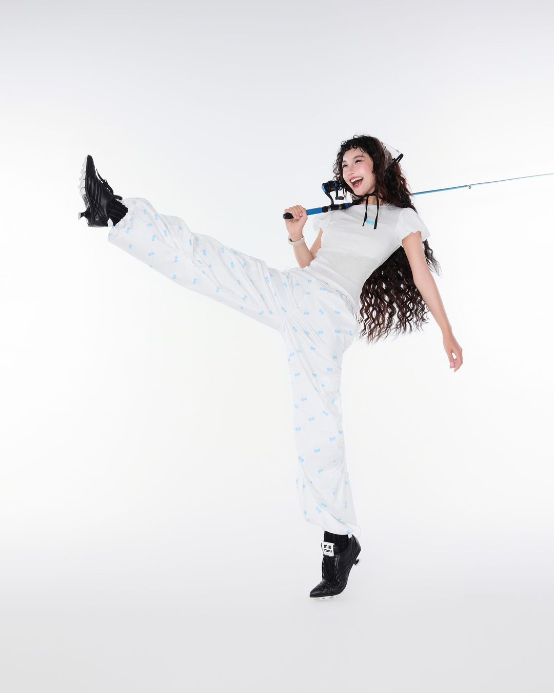 Cô nàng cũng tiết lộ, mình đang trong quá trình thử nghiệm, đi tìm phong cách phù hợp nhất với bản thân.