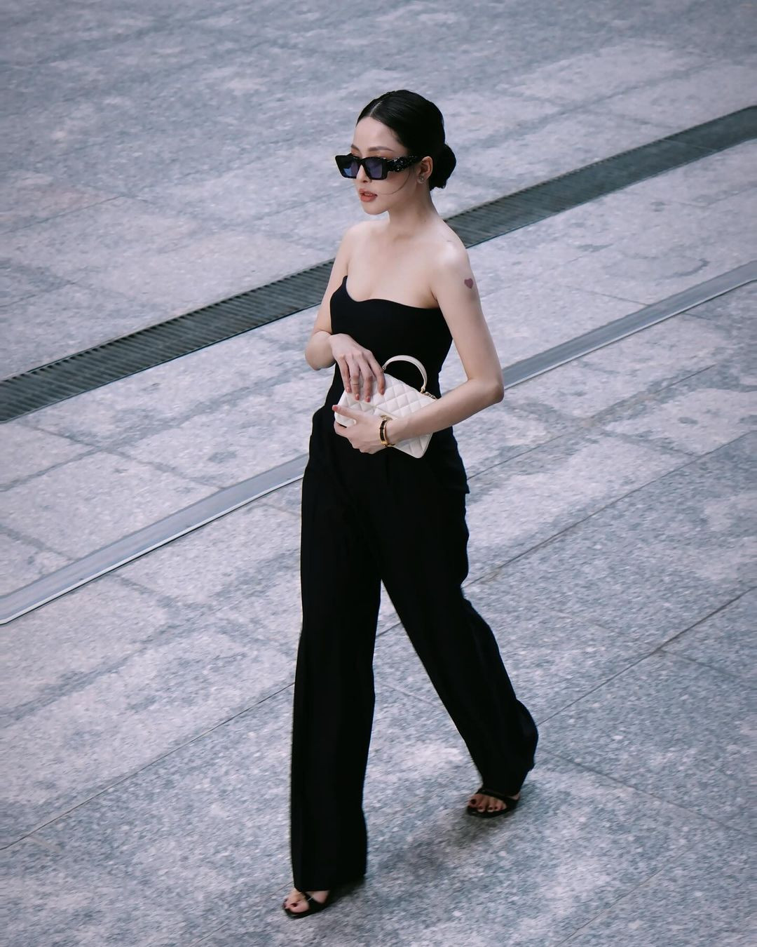 Cô nàng cũng thừa nhận mình "đú" theo trào lưu này: "Nói chung là em đú theo nhé. Em nhận"