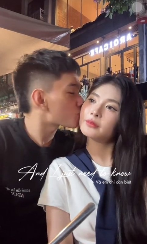 Tuy nhiên, đến thời điểm hiện tại, dân mạng lại phải "quay xe" khi được chính người trong cuộc lên tiếng. Cụ thể lần này, chính tuyển thủ Sgp.Fish là người đưa ra câu trả lời.