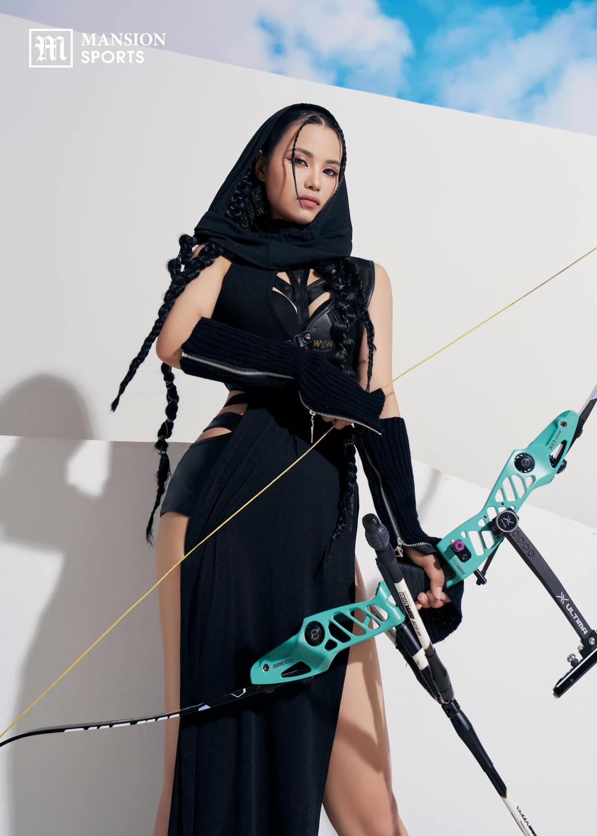 Khác với hình ảnh năng động khi tham gia thi đấu, nữ cung thủ người Hưng Yên bên ngoài là cô gái nữ tính, thích diện trang phục "bánh bèo".