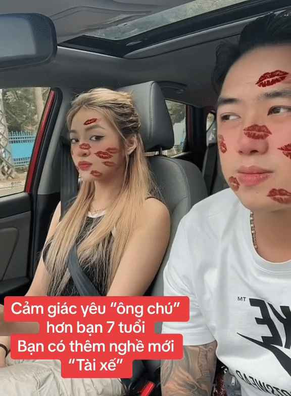 Trong suốt khoảng thời gian yêu nhau, dù không đăng tải quá nhiều hình ảnh nhưng hot girl Gia Lai và bạn trai vẫn luôn song hành cả trong công việc và cuộc sống.