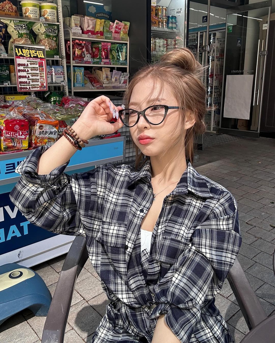 Zika nổi tiếng với những video TikTok bắt trend cực tốt, cùng với ngoại hình sáng mỗi video cô nàng đăng tải đều có hàng trăm nghìn lượt xem.