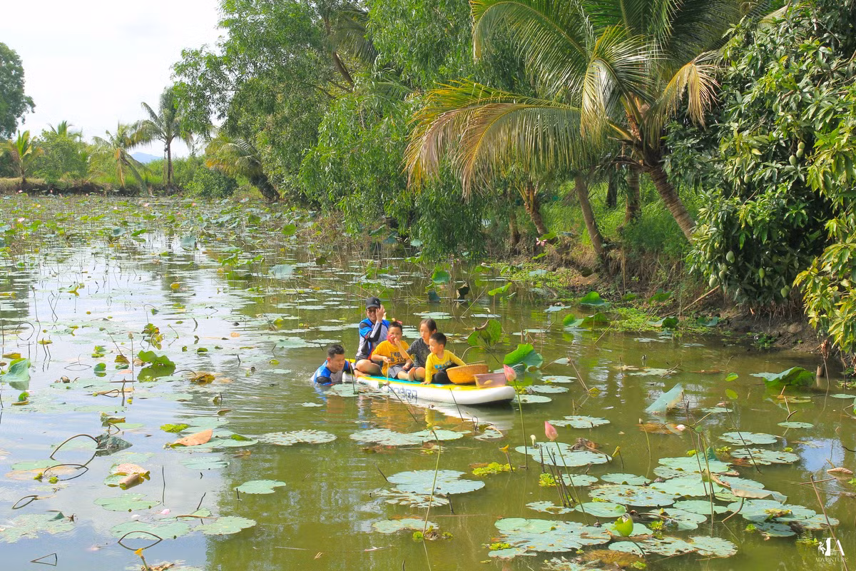 Tro lai mien que yen binh voi voi nui da, dong xanh bat ngat-Hinh-8