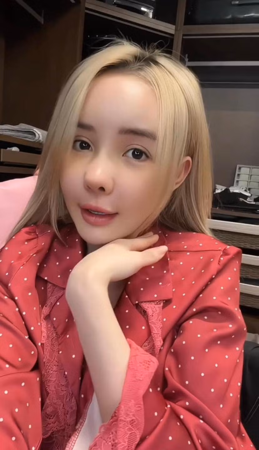 Dễ nhận ra, phần mũi của Ngân đã có sự thay đổi rõ rệt.