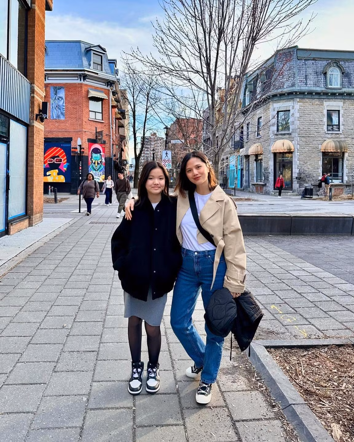 Cô dành phần lớn thời gian tập trung chăm lo cho gia đình, công việc và khá kín tiếng về cuộc sống riêng tư. (Ảnh: FBNV)