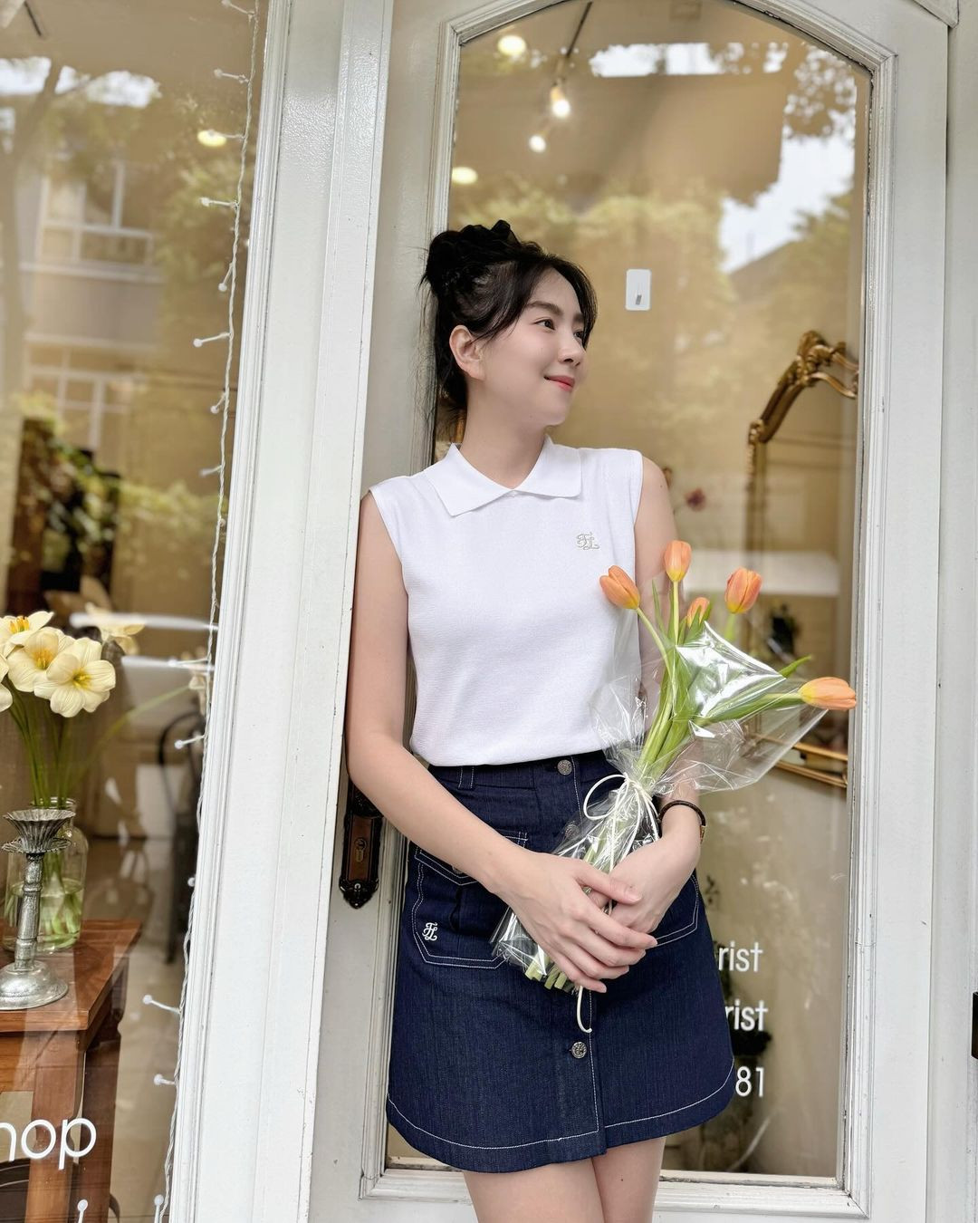 Mai Ngọc là hình tượng người phụ nữ hiện đại, đa tài và khá tự chủ.