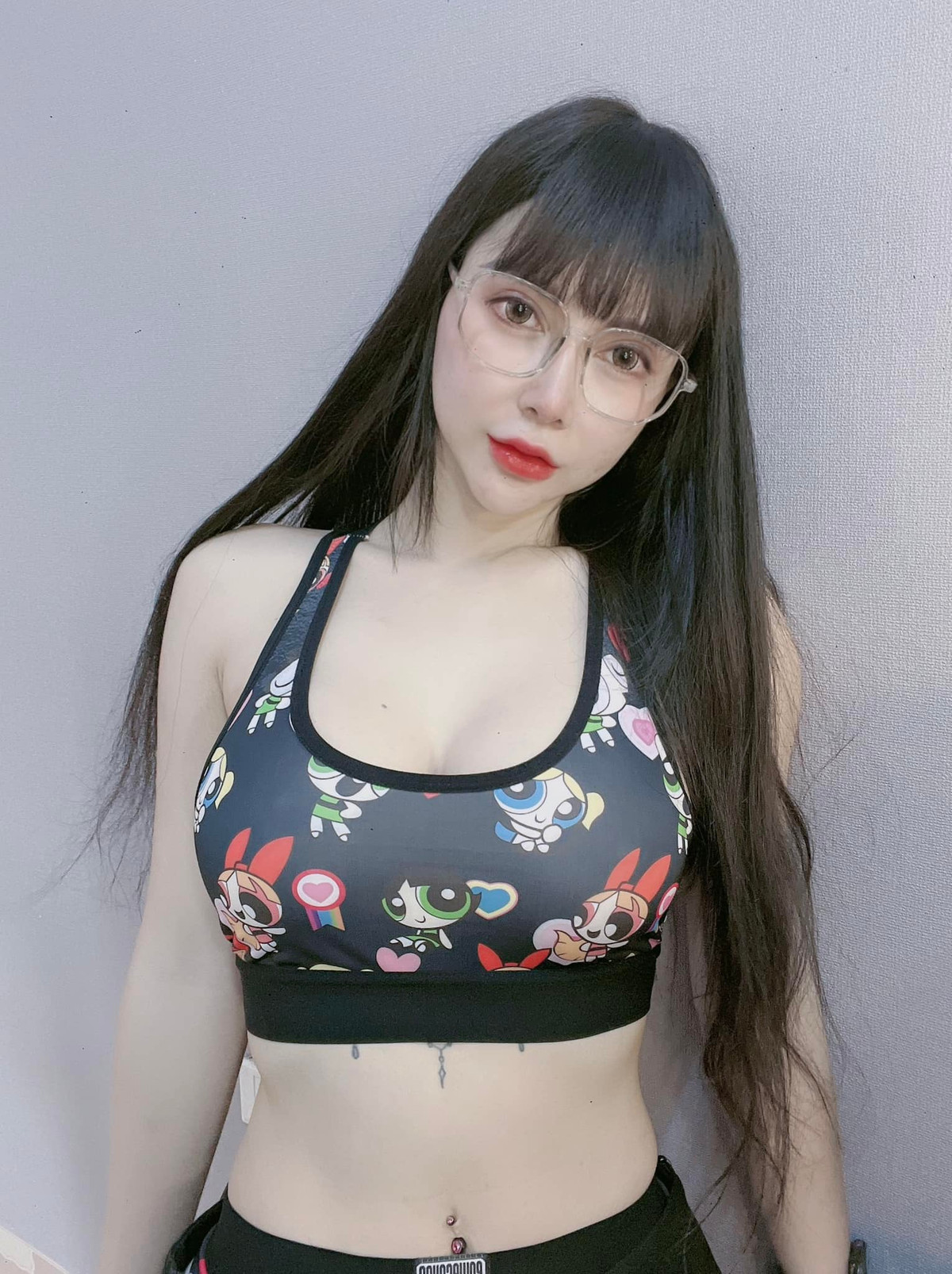 Sớm va chạm với những môi trường phức tạp như bar, vũ trường nên DJ Meo Meo nhanh chóng tôi luyện được sự tự tin, bản lĩnh.