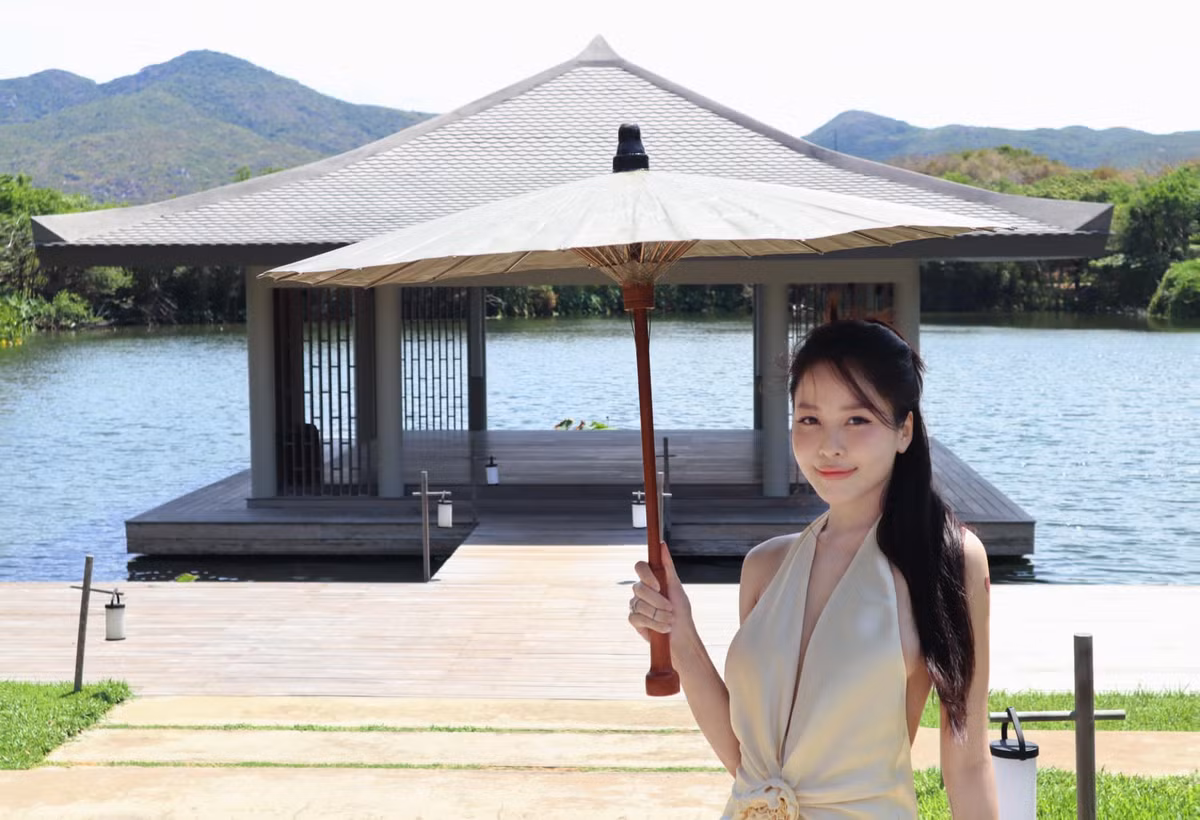 Được biết, Trâm Anh hiện đã chuyển vào Nam sinh sống. Hiện tại, cô nàng làm việc trong lĩnh vực thẩm mỹ, làm đẹp.