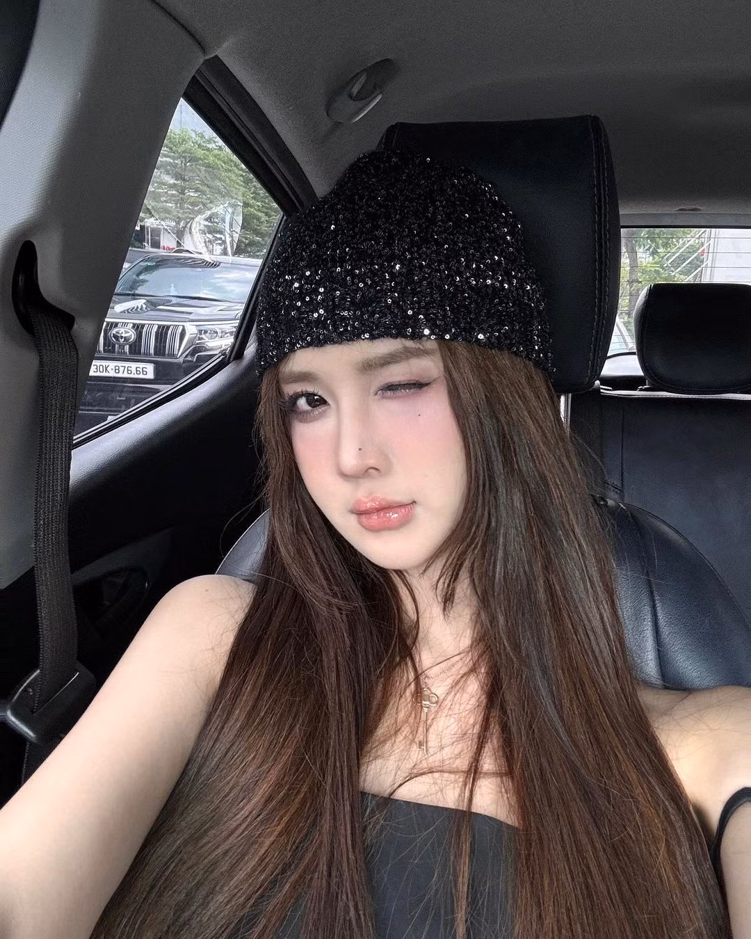 Trần Linh Hương (sinh năm 1997, quê Tuyên Quang) là hot girl từng được nhiều người ví như Ngọc Trinh vì làn da trắng muốt như bông bưởi.