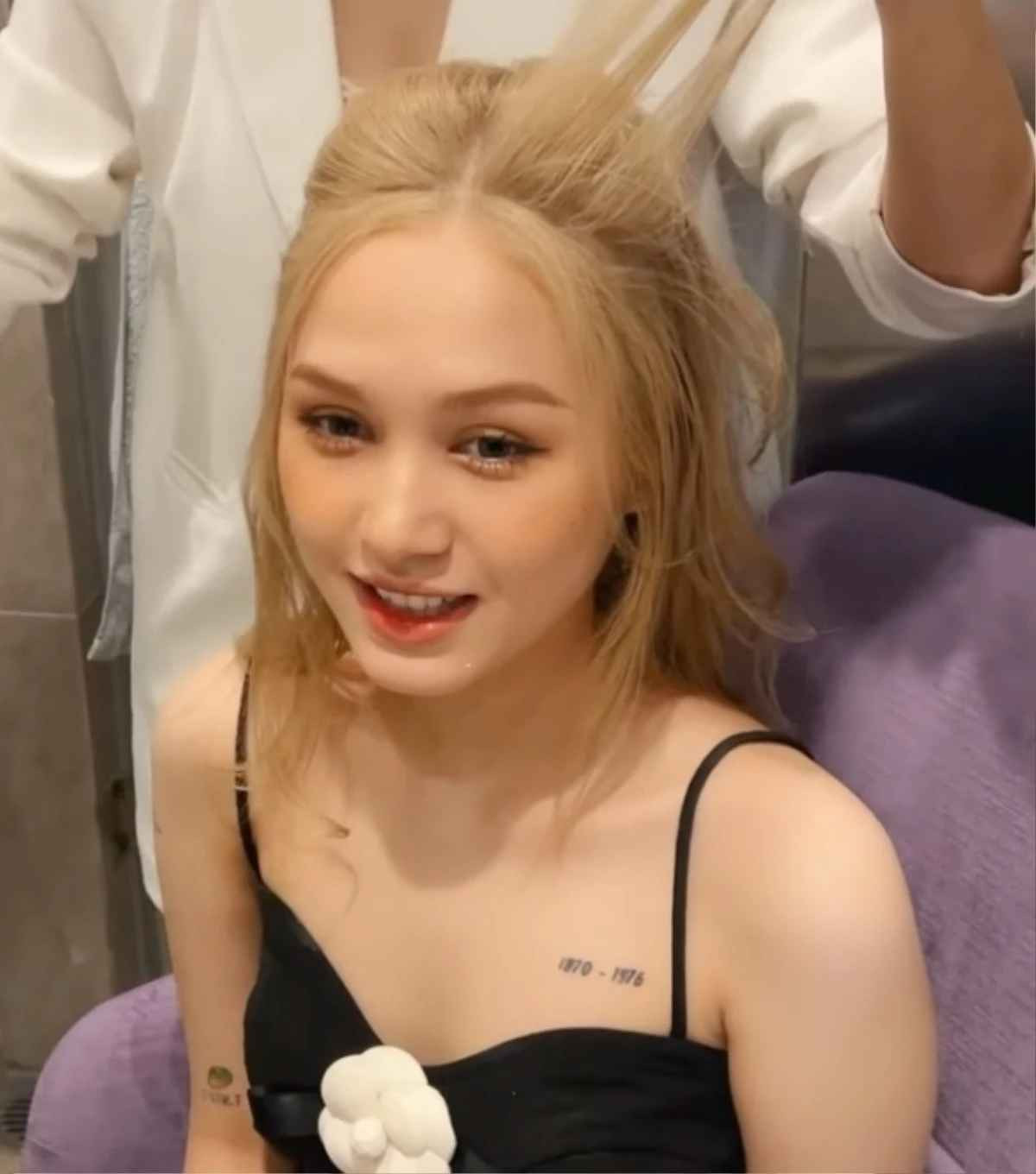 Ống kính camera thường cũng khó lòng dìm sắc của Xoài Non.