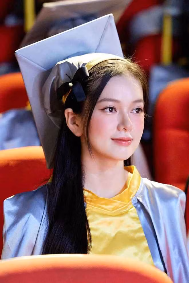 Ngoài đời, Yên Đan cũng ưa chuộng những phong cách trang điểm trong trẻo, nhẹ nhàng để tôn lên vẻ đẹp tự nhiên.