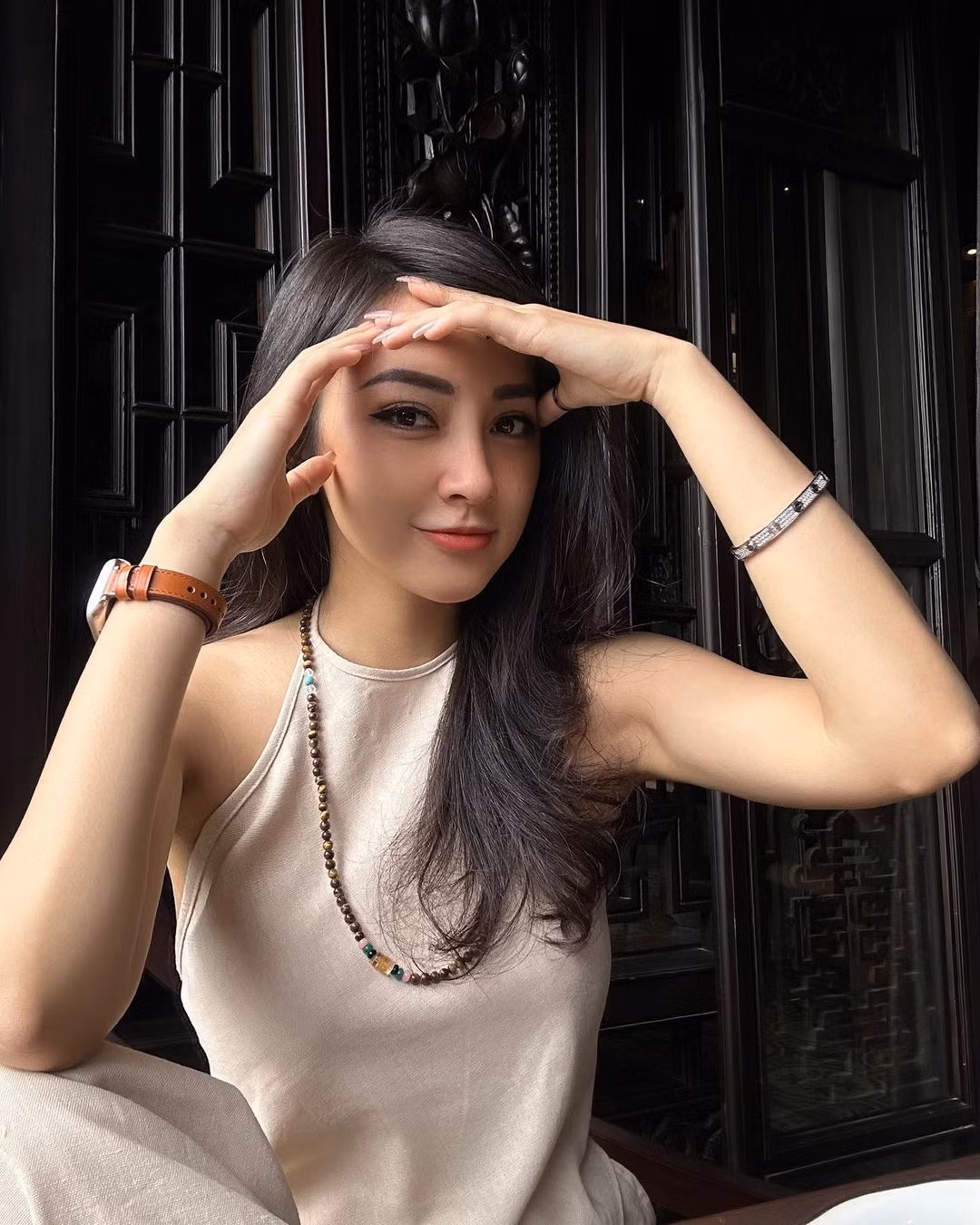 Được biết cô nàng hiện là chủ một shop bán thực phẩm hỗ trợ cho việc tập luyện. Gym cũng thay đổi cá tính và gu thời trang của hot girl 9x này từ một cô gái theo đuổi phong cách nữ tính, nhẹ nhàng trở nên khỏe khoắn, cá tính, thậm chí có phần táo bạo. (Ảnh: IGNV)