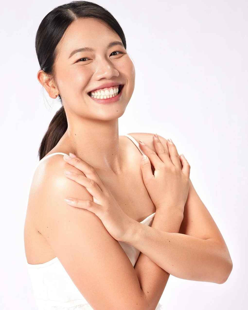 Trên kênh TikTok cá nhân, những video hậu trường ghi lại cảnh Ánh Viên đi làm người mẫu quảng cáo đạt hàng triệu lượt xem.