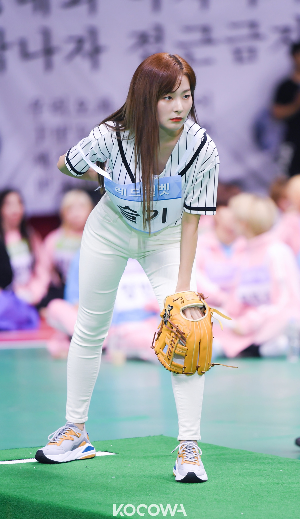 Seulgi (Red Velvet) khi bước lên sàn đấu có thần thái tỏa sáng không kém cạnh người chị em cùng nhà.