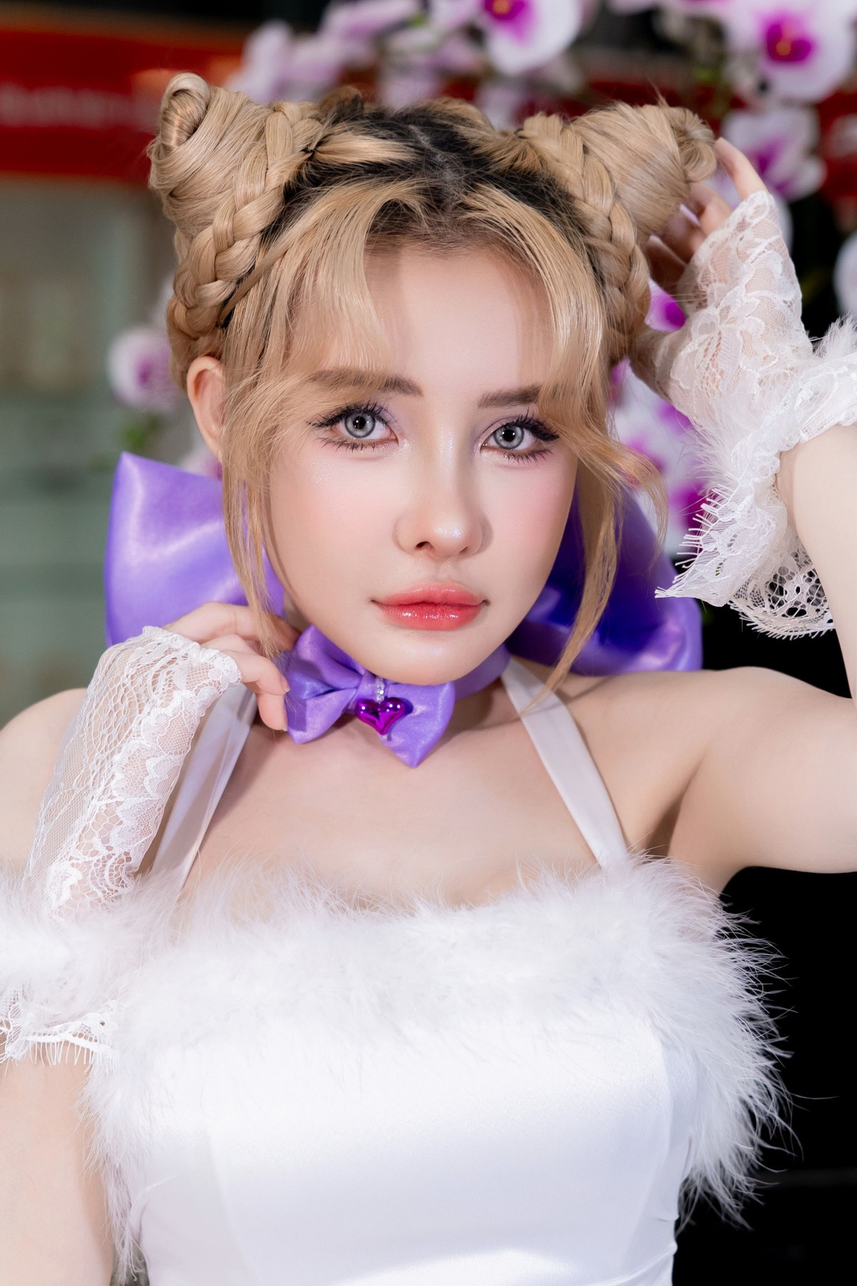 Bên dưới đoạn video, nhiều người để lại bình luận vui vẻ: "Tắt điện thoại là biết tay nhau liền", "Ái chà lấy về rồi khác lúc yêu lắm nha".