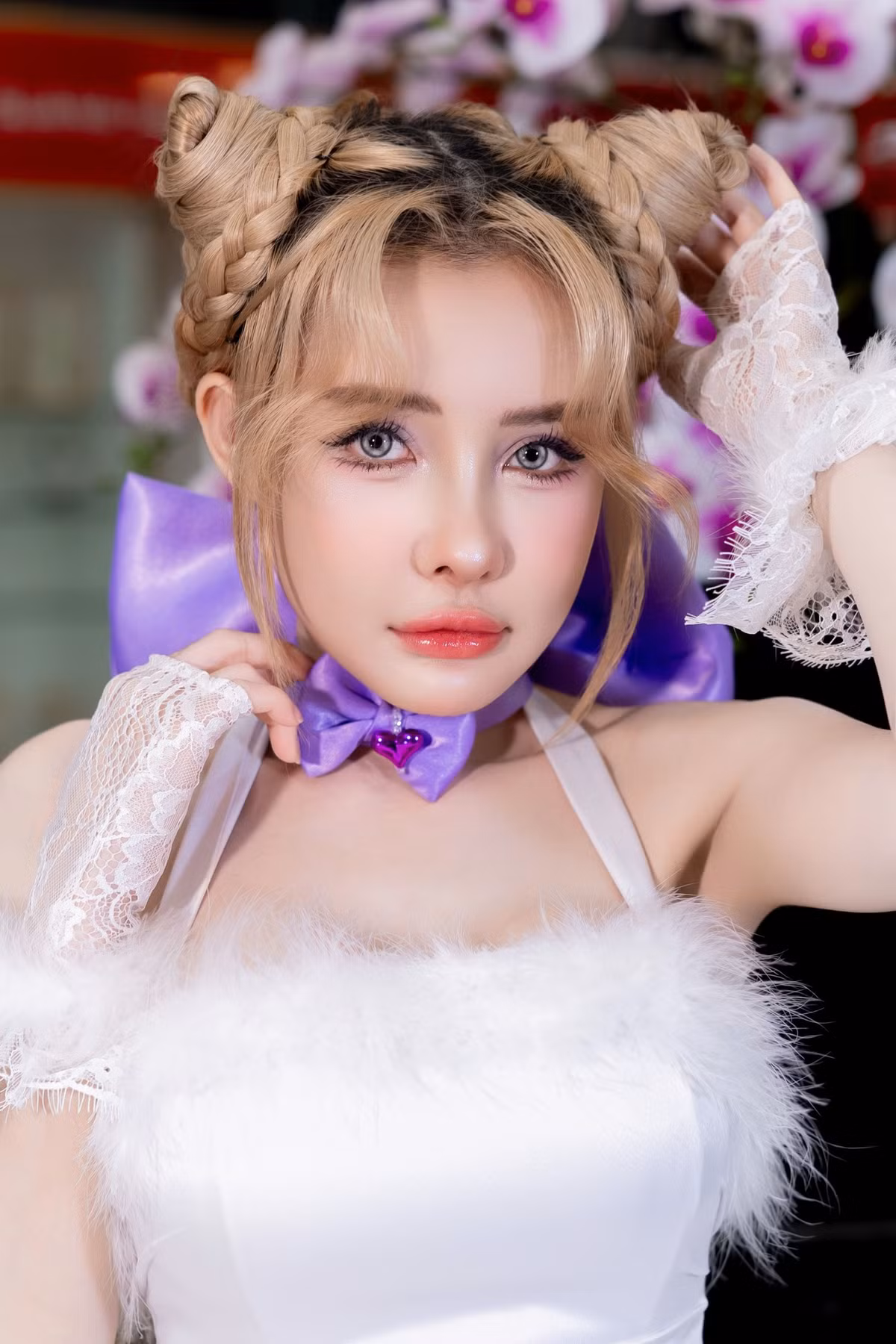 Bên dưới đoạn video, nhiều người để lại bình luận vui vẻ: "Tắt điện thoại là biết tay nhau liền", "Ái chà lấy về rồi khác lúc yêu lắm nha".