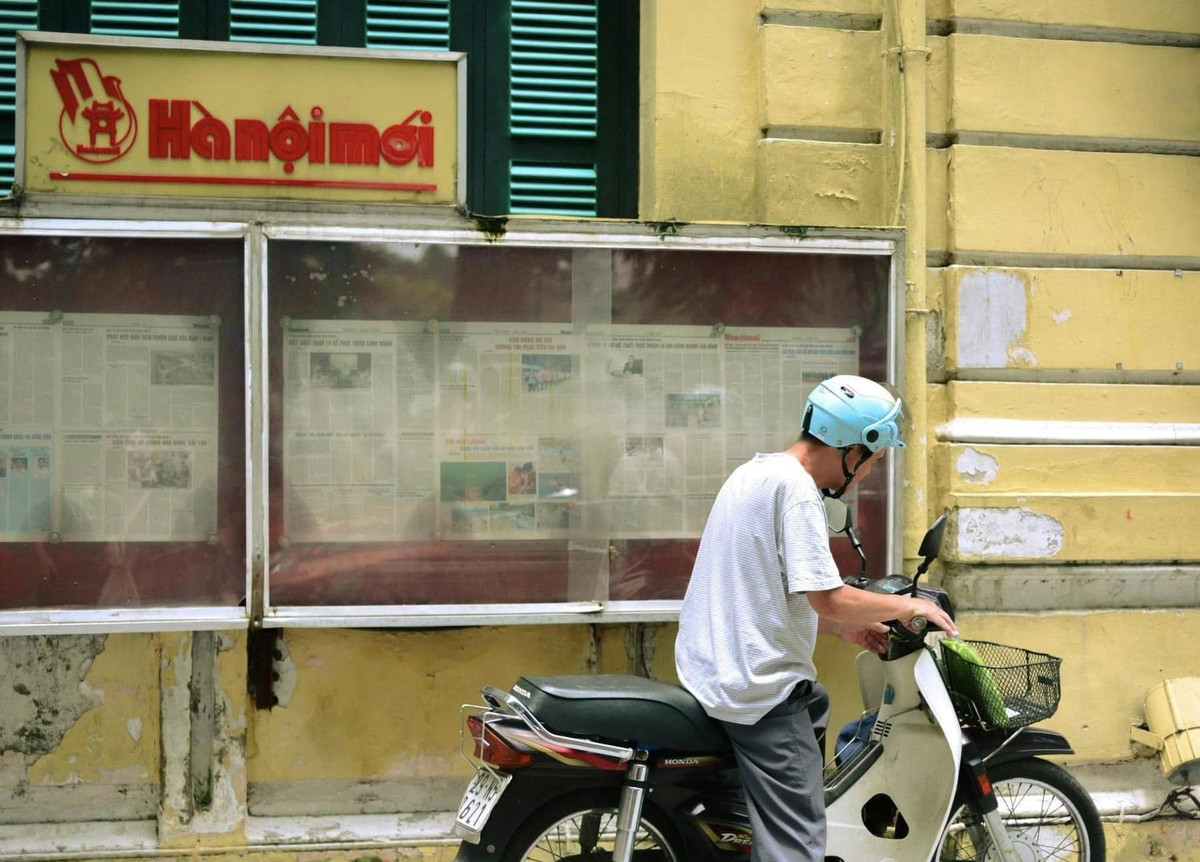 Một góc phố báo Hà Nội Mới - tụ điểm sống ảo của rất nhiều bạn trẻ.