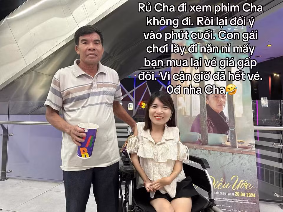 Đối với một người đàn ông lam lũ quanh năm, đi xem phim rạp dường như là điều gì đó quá xa vời, vậy nên cô gái đã mong muốn được đưa cha mình đi trải nghiệm...