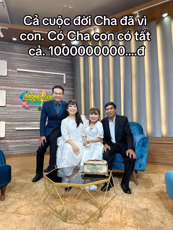 Có cha là có tất cả...(Ảnh: Chị Giáo Huyền Huyền)