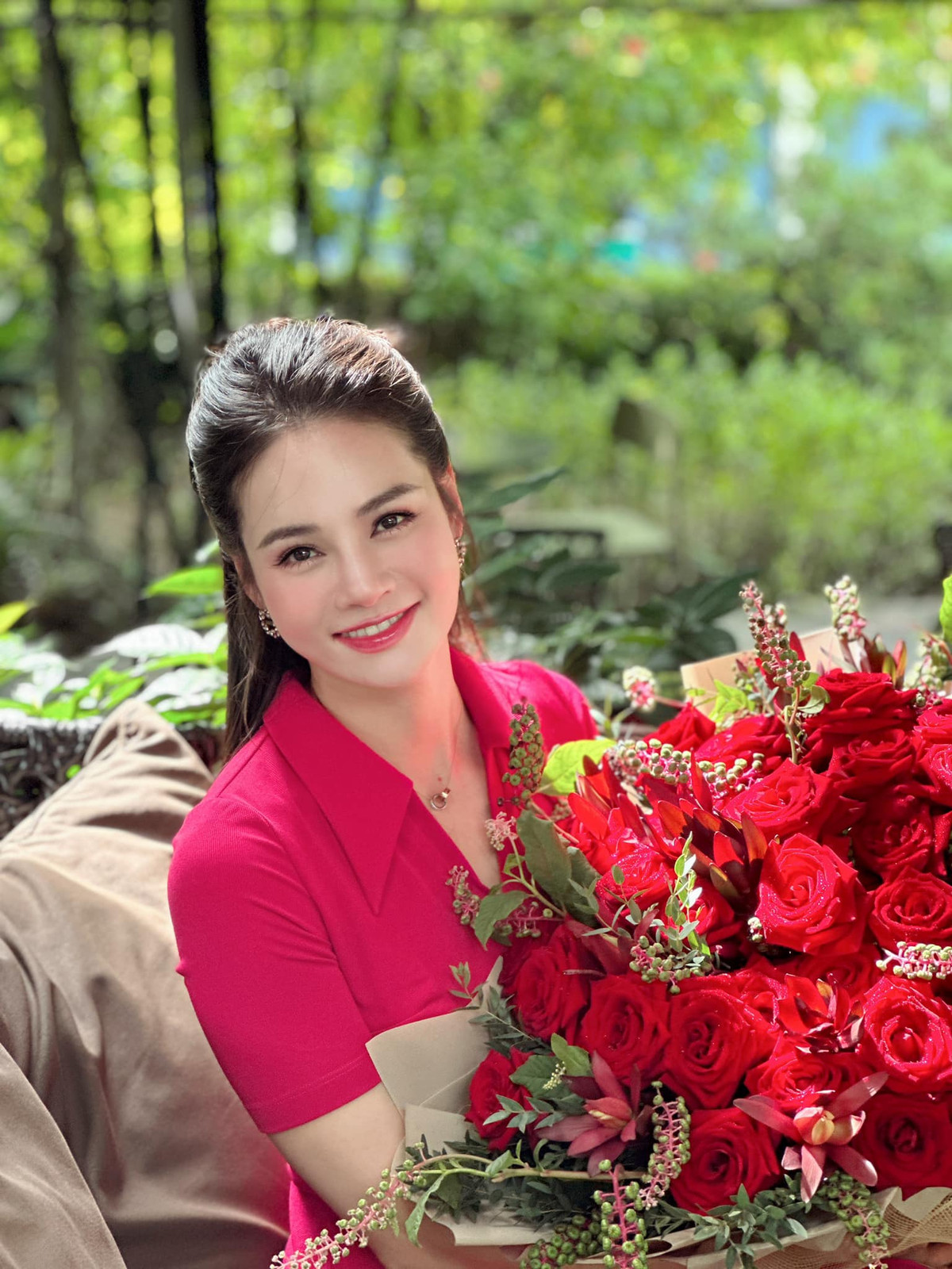 MC ban tin tai chinh VTV so huu ve ngoai sac sao tuoi 41