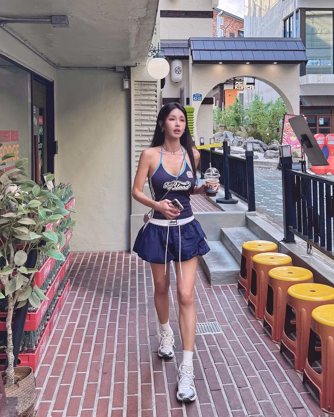 Cách thức giữ dáng của Siena là bơi lội, boxing và chạy bộ.