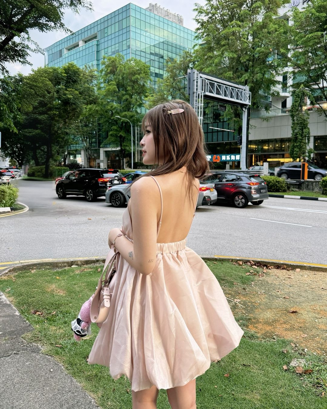 Chao khiến nhiều người ngưỡng mộ với chuyện tình đẹp cùng bạn trai. Trong những video xuất hiện, cả 2 thường trao nhau những hành động tình tứ.