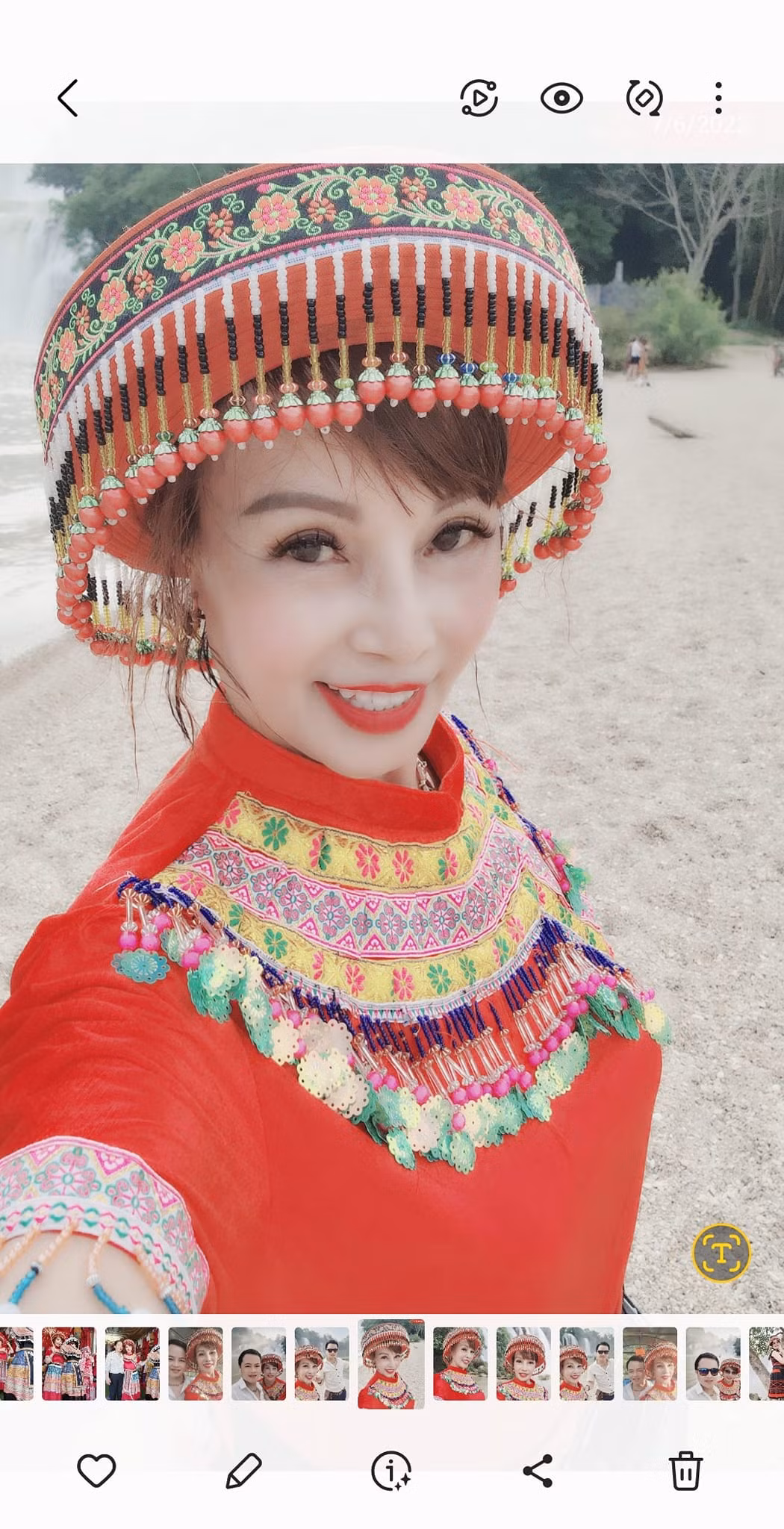 Trong mắt Thu Sao , ông xã là người tử tế, chín chắn, điềm đạm.