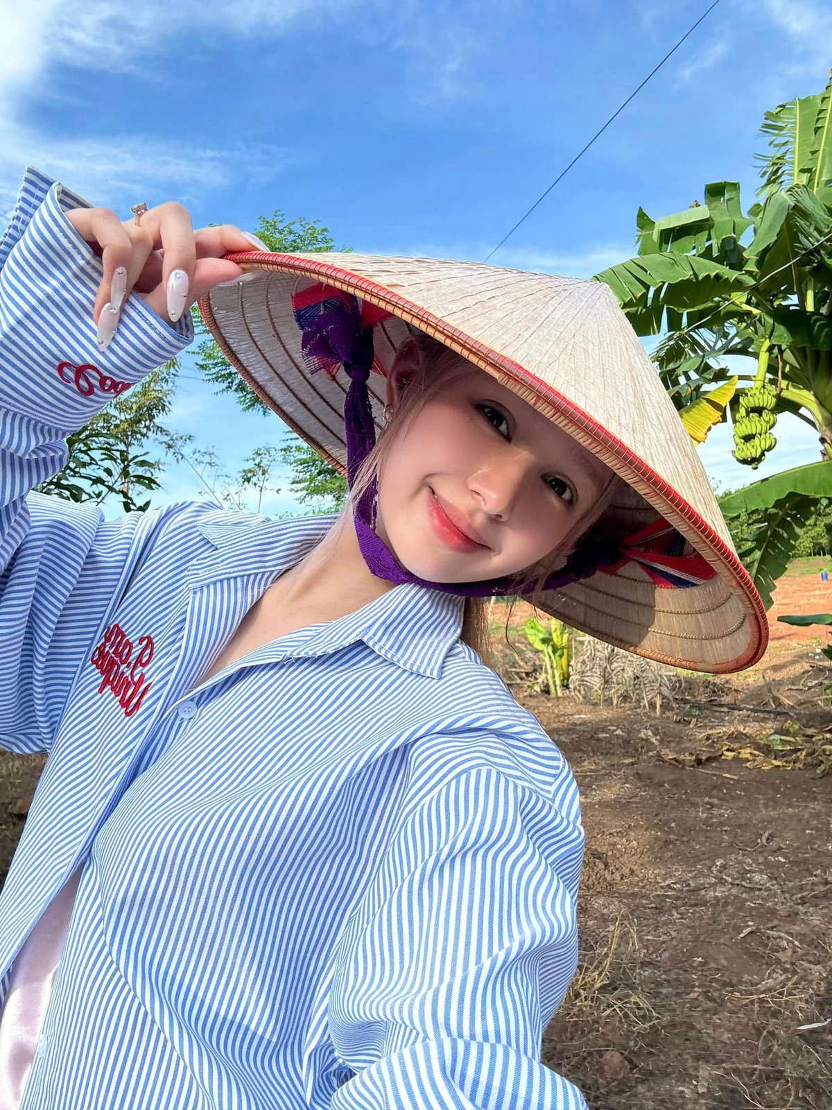 Có một thời gian cô nàng "bỏ phố về quê" để chữa lành sau cuộc hôn nhân tan vỡ.