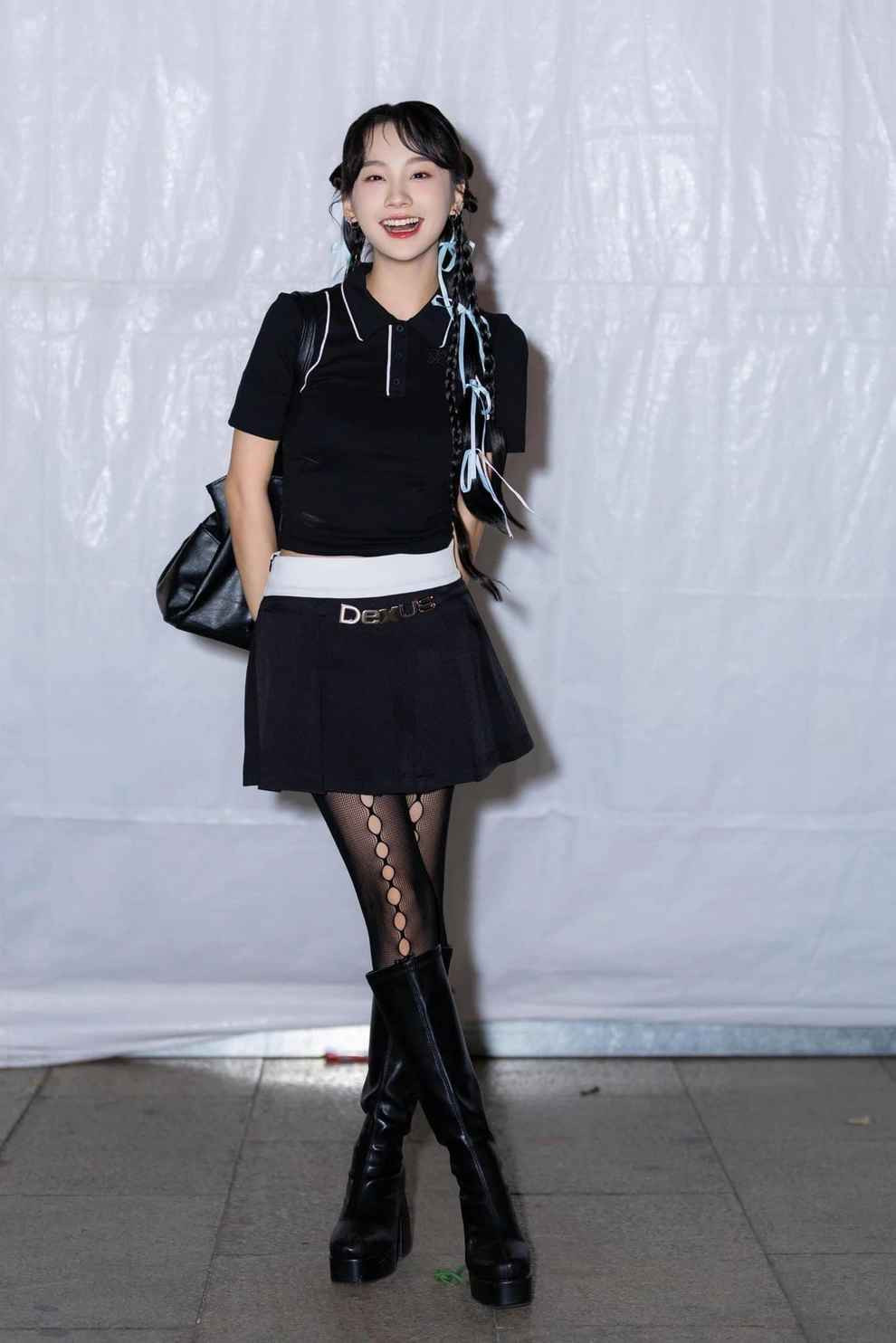 Thu Hà được nhiều người khen ngợi luôn tràn đầy năng lượng và sự tự tin.