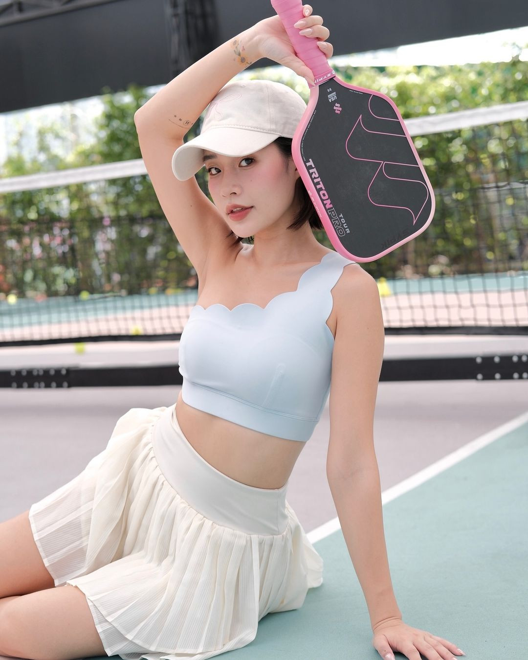 Cô nàng cũng gia nhập hội đam mê bộ môn pickerball - môn thể thao đang được rất nhiều người đẹp yêu thích trong thời gian gần đây. Ảnh sử dụng trong bài: FBNV