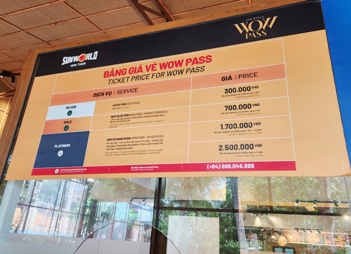 Giá vé cáp treo và các dịch vụ được doanh nghiệp công khai tại nhiều nơi. 