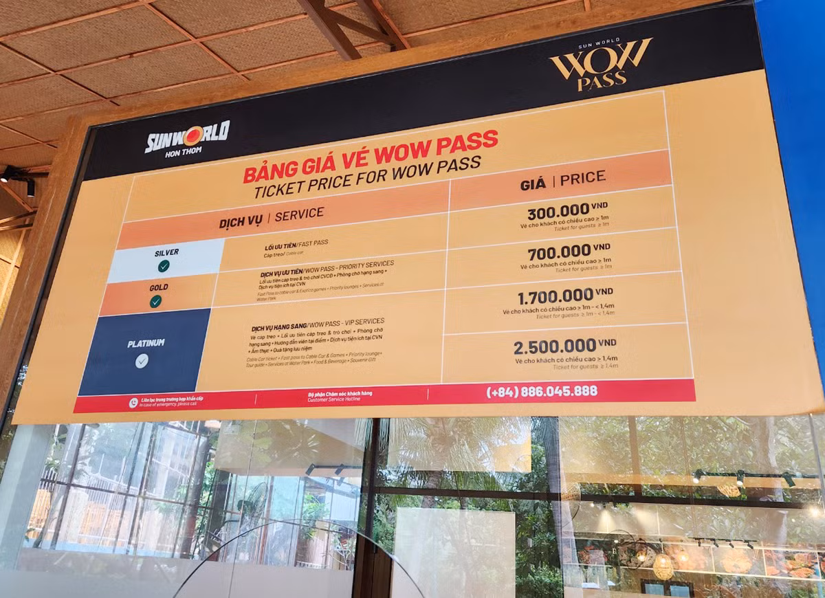 Giá vé cáp treo và các dịch vụ được doanh nghiệp công khai tại nhiều nơi. 